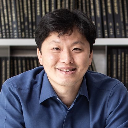 Tak Yeon Lee profile